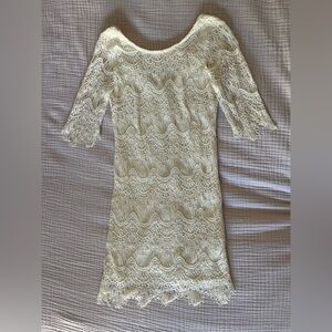 Cream Lace Boutique Dress – Scalloped Details – Size Small/XS